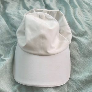 Lulu hat